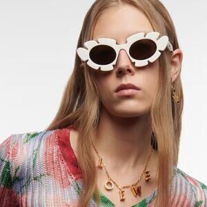 NEW!!! LOEWE Sunglasses LW40088U 21E Authentic
